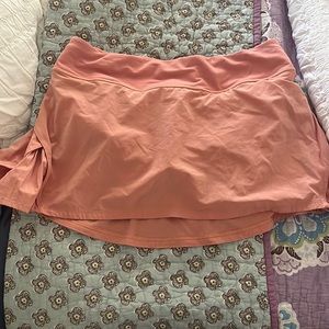 Lululemon tennis skirt size 6